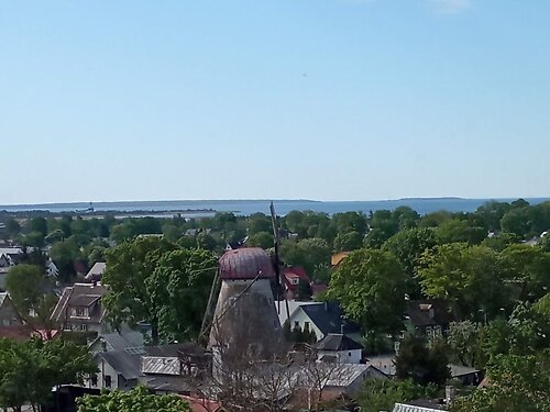 Saaremaa vald Kuressaare linn 18 15, 2 tuba, 8. korrus, 10 korrust, 37.8 m²