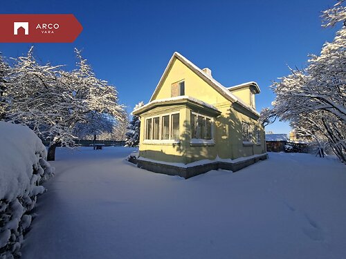 Saaremaa vald Orissaare 4, 4 tuba, 2. korrus, 2 korrust, 91.6 m²