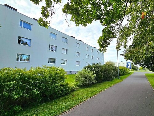 Saaremaa vald Kuressaare linn 72, 2 tuba, 2. korrus, 3 korrust, 49.5 m²