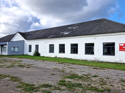 Saaremaa vald Kuressaare linn 18, 1 korrust, 722.7 m²