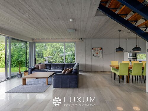 Saaremaa vald Kuressaare linn 45, 2 korrust, 165 m²