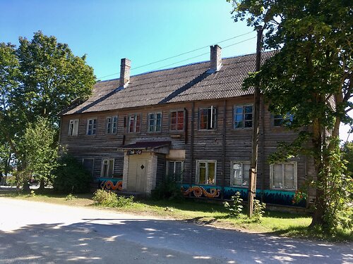 Saaremaa vald Orissaare 4, 17 tuba, 2 korrust, 330 m²