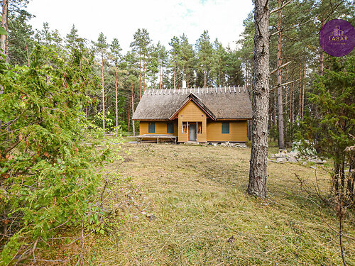 Saaremaa vald Siiksaare, 4 tuba, 2 korrust, 77 m²