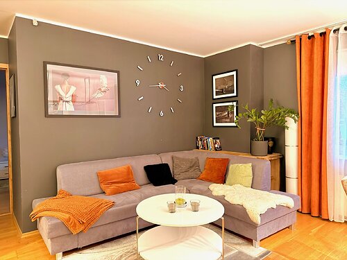 Saaremaa vald Kuressaare linn 2 5, 2 tuba, 1. korrus, 3 korrust, 95.6 m²