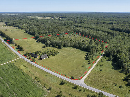 Saaremaa vald Kangrusselja, 5 tuba, 1 korrust, 238 m²