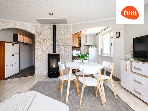 Saaremaa vald Kuressaare linn 9, 2 tuba, 3. korrus, 3 korrust, 46.1 m²