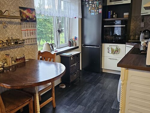 Saaremaa vald Kuressaare linn 3, 4 tuba, 2. korrus, 5 korrust, 72 m²