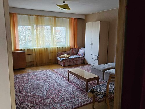 Saaremaa vald Kuressaare linn 9, 1 tuba, 2. korrus, 3 korrust, 43.5 m²