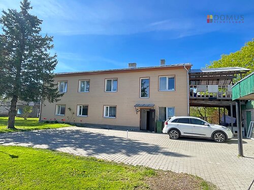 Saaremaa vald Kuressaare linn, 8 tuba, 2 korrust