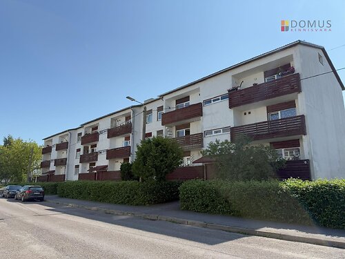 Saaremaa vald Kuressaare linn 6, 4 tuba, 3. korrus, 3 korrust, 78.6 m²