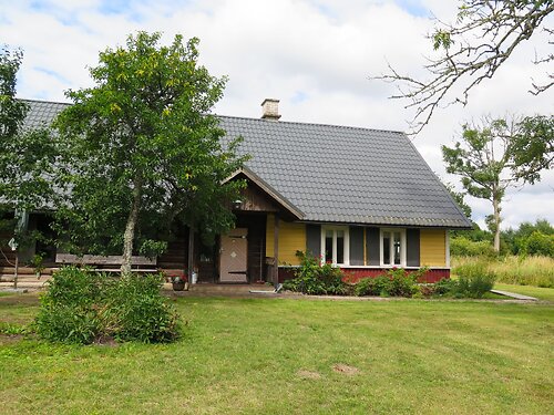 Saaremaa vald Matsiranna, 8 tuba, 2 korrust, 229.7 m²