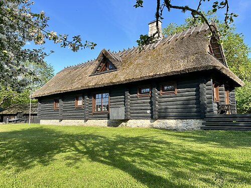 Saaremaa vald Ilpla, 5 tuba, 2 korrust, 160 m²