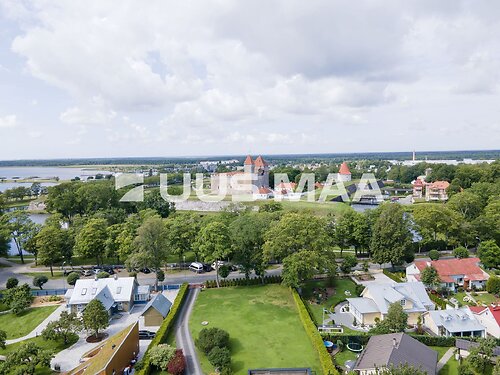 Saaremaa vald Kuressaare linn 9a, 1100 m²