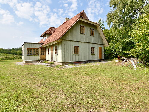 Muhu vald Lepiku, 11 tuba, 2 korrust, 229.6 m²