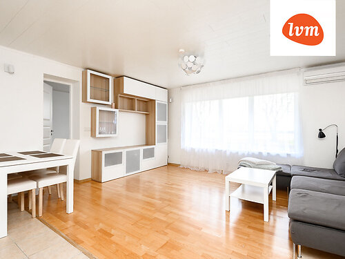 Saaremaa vald Kuressaare linn 12, 3 tuba, 1. korrus, 3 korrust, 63 m²