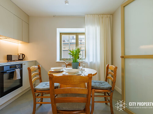 Saaremaa vald Kuressaare linn 6/1 2, 2 tuba, 1. korrus, 2 korrust, 42.3 m²