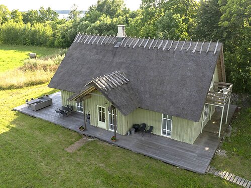 Muhu vald Pädaste, 4 tuba, 2 korrust, 166 m²