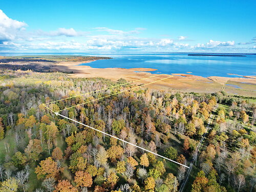 Muhu vald Hellamaa, 3.32 ha