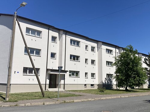 Saaremaa vald Kuressaare linn 7, 4 tuba, 2. korrus, 3 korrust, 79 m²