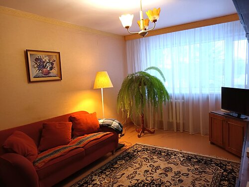 Saaremaa vald Pärsama, 3 tuba, 2. korrus, 2 korrust, 57 m²