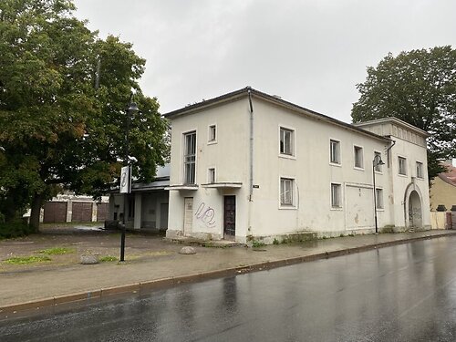 Saaremaa vald Kuressaare linn 1, 2 korrust, 1084.2 m²