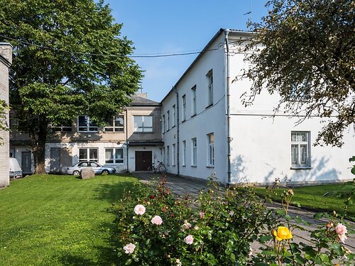 Saaremaa vald Kuressaare linn 30, 7 tuba, 2. korrus, 2 korrust, 164.2 m²