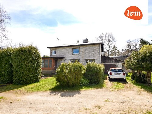 Saaremaa vald Salme, 6 tuba, 2 korrust, 236.7 m²