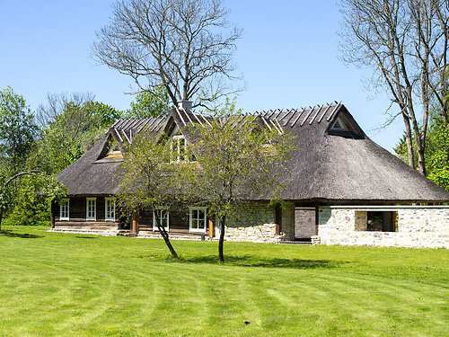 Saaremaa vald Pamma, 5 tuba, 2 korrust, 258 m²