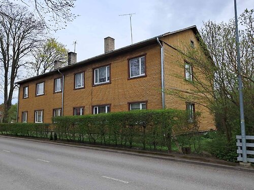 Saaremaa vald Kuressaare linn 19, 4 tuba, 1. korrus, 2 korrust, 81 m²