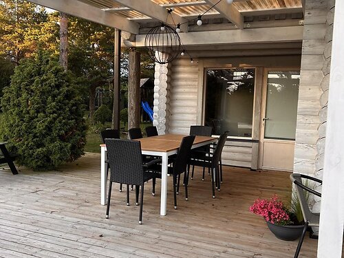 Saaremaa vald Pihtla, 6 tuba, 2 korrust, 190 m²