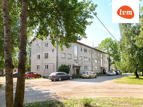 Saaremaa vald Kuressaare linn 5, 2 tuba, 2. korrus, 3 korrust, 36.3 m²