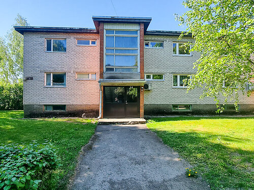 Saaremaa vald Kuressaare linn 15, 3 tuba, 2 korrust, 52.1 m²