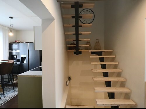 Saaremaa vald Orissaare 3 2, 5 tuba, 1. korrus, 2 korrust, 102.3 m²