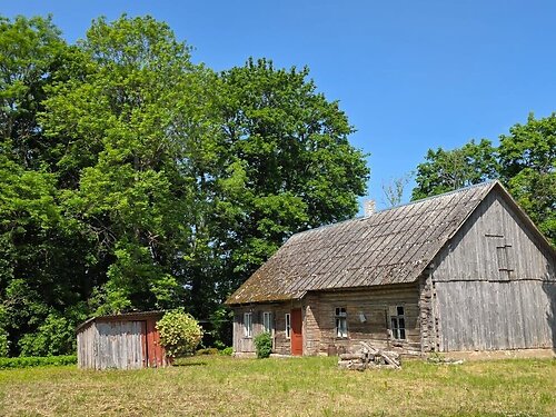 Saaremaa vald Puka, 4 tuba, 1. korrus, 1 korrust, 90 m²