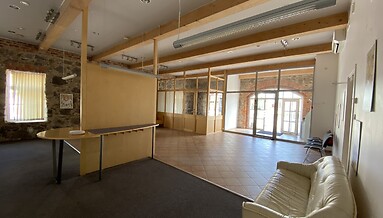 Commercial premises for rent, office, 98.1 m², Valga tn 1, Tõrva linn, 490.50 €
