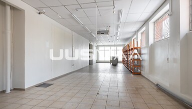 Commercial premises for rent, 97.5 m², Räpina mnt 1, 585 €