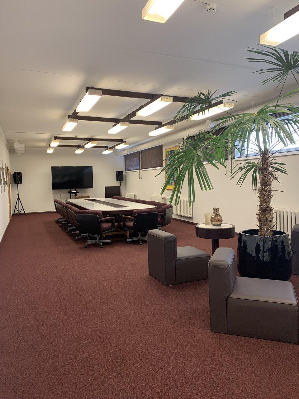 Anda üürile äripind, 90 m² 